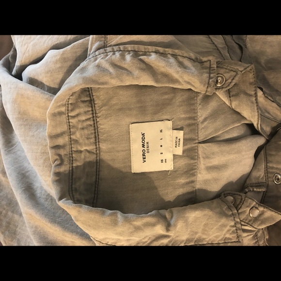 EUC grey chambray shirt dress by vero moda - Picture 3 of 6